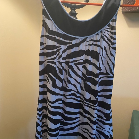 Top - Picture 1 of 4